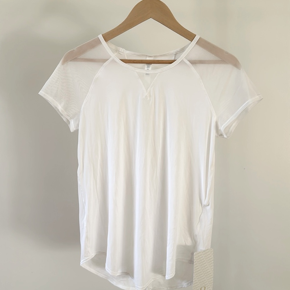 Lululemon Mix and Mesh Tee